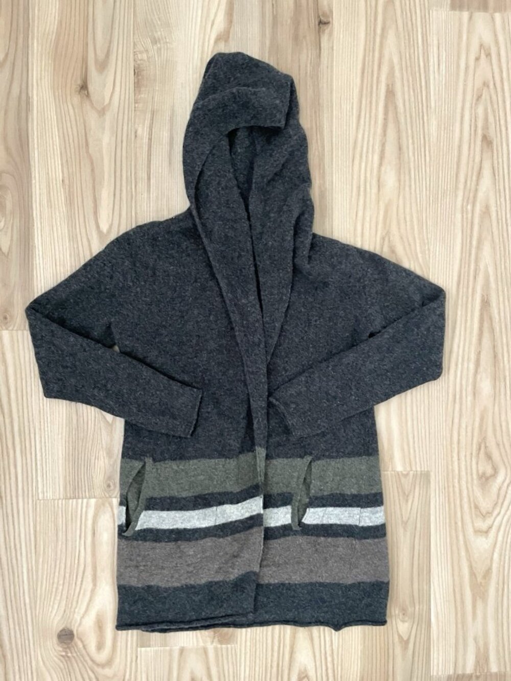 Toad and Co 100% Lambswool Merino Heartfelt Hoodie Cardigan Sweater size Large